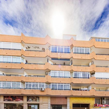 Nice Apartment In Torrevieja With Kitchen 外观 照片